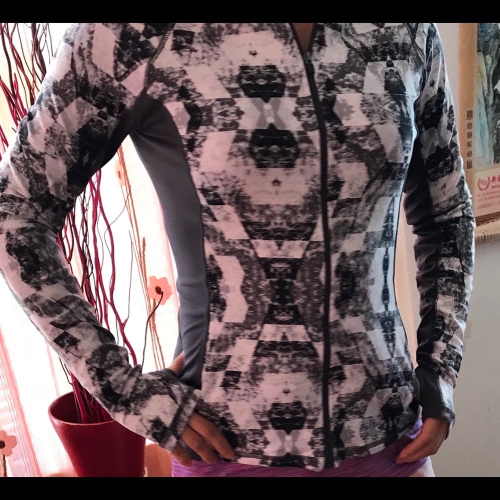 Forever21 sports jacket size Medium